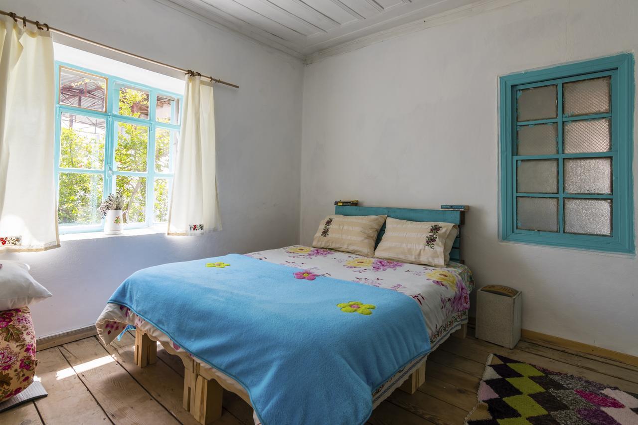 울라 Hobbithousebademler B&B 외부 사진