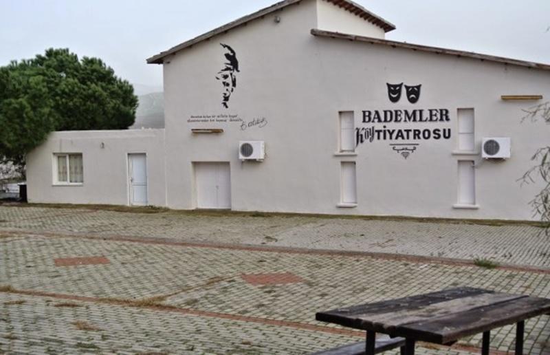 울라 Hobbithousebademler B&B 외부 사진